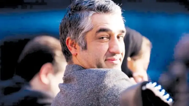 لحظه خاص پژمان جمشیدی در جمع امدادگران هلال‌احمر