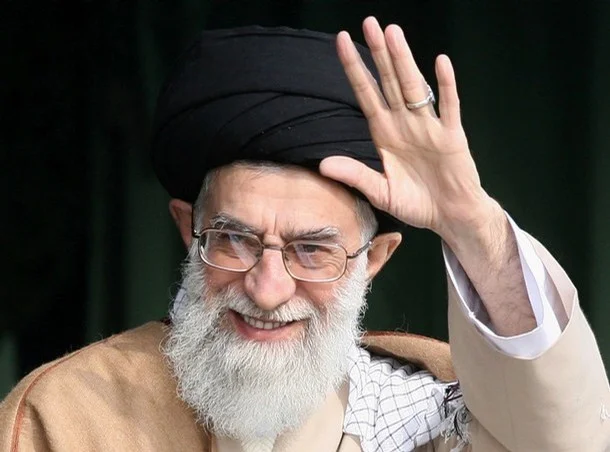 سفر در زمان آیت الله خامنه ای در نیویورک - وب‌گردی