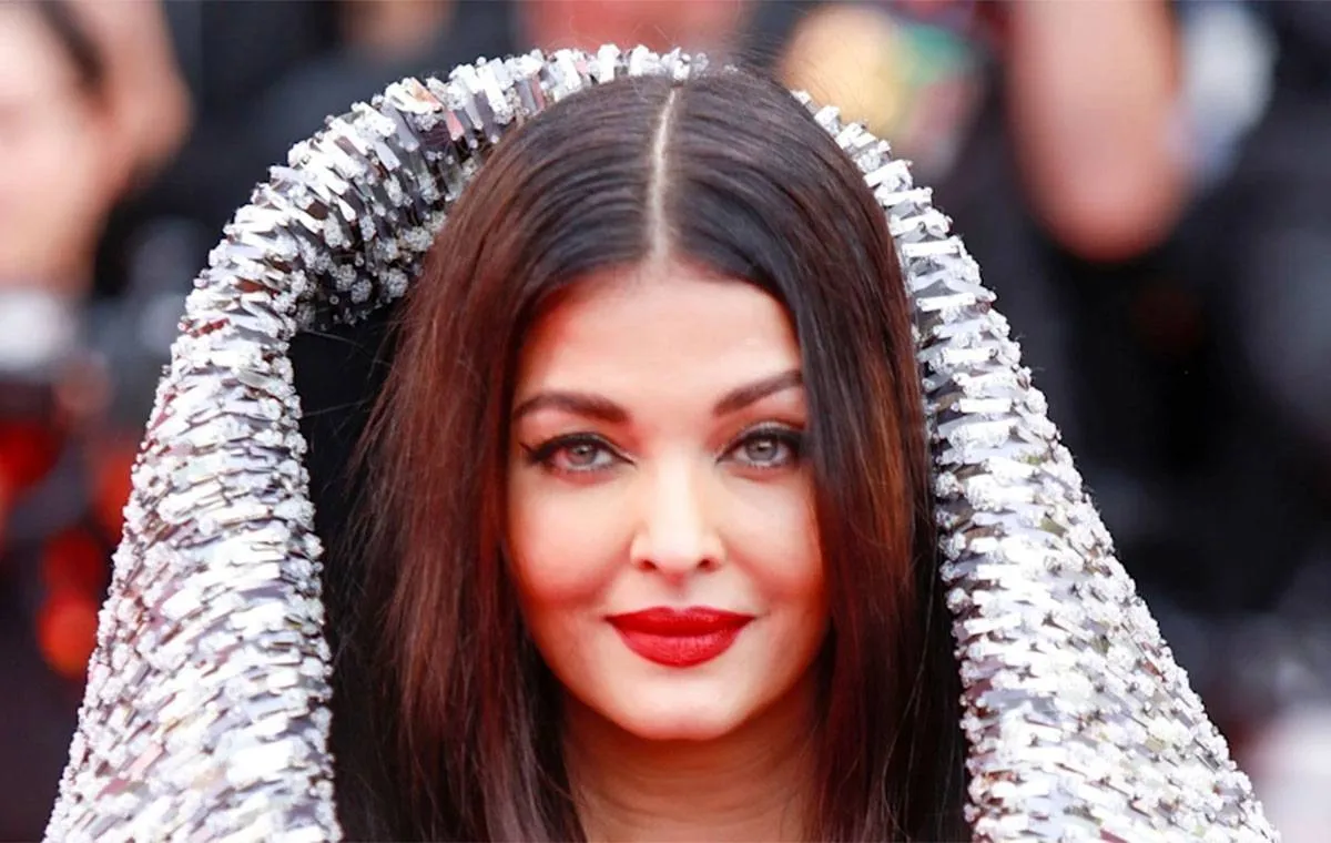 نگاهی به چیدمان منزل کاخ مانند و دوبلکس آیشواریا ملکه زیبایی - وب‌گردی