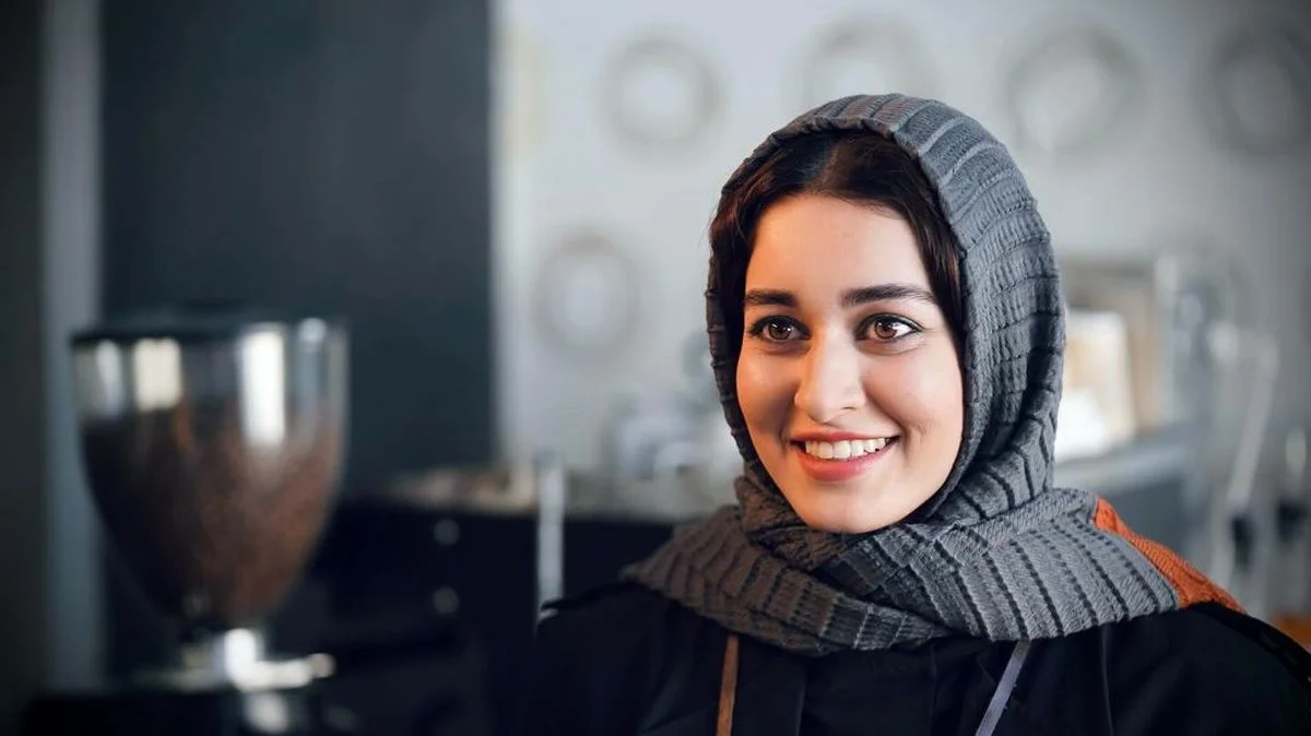 بیوگرافی مه لقا مینوش زاد زهرا سریال بیگانگان - وب‌گردی