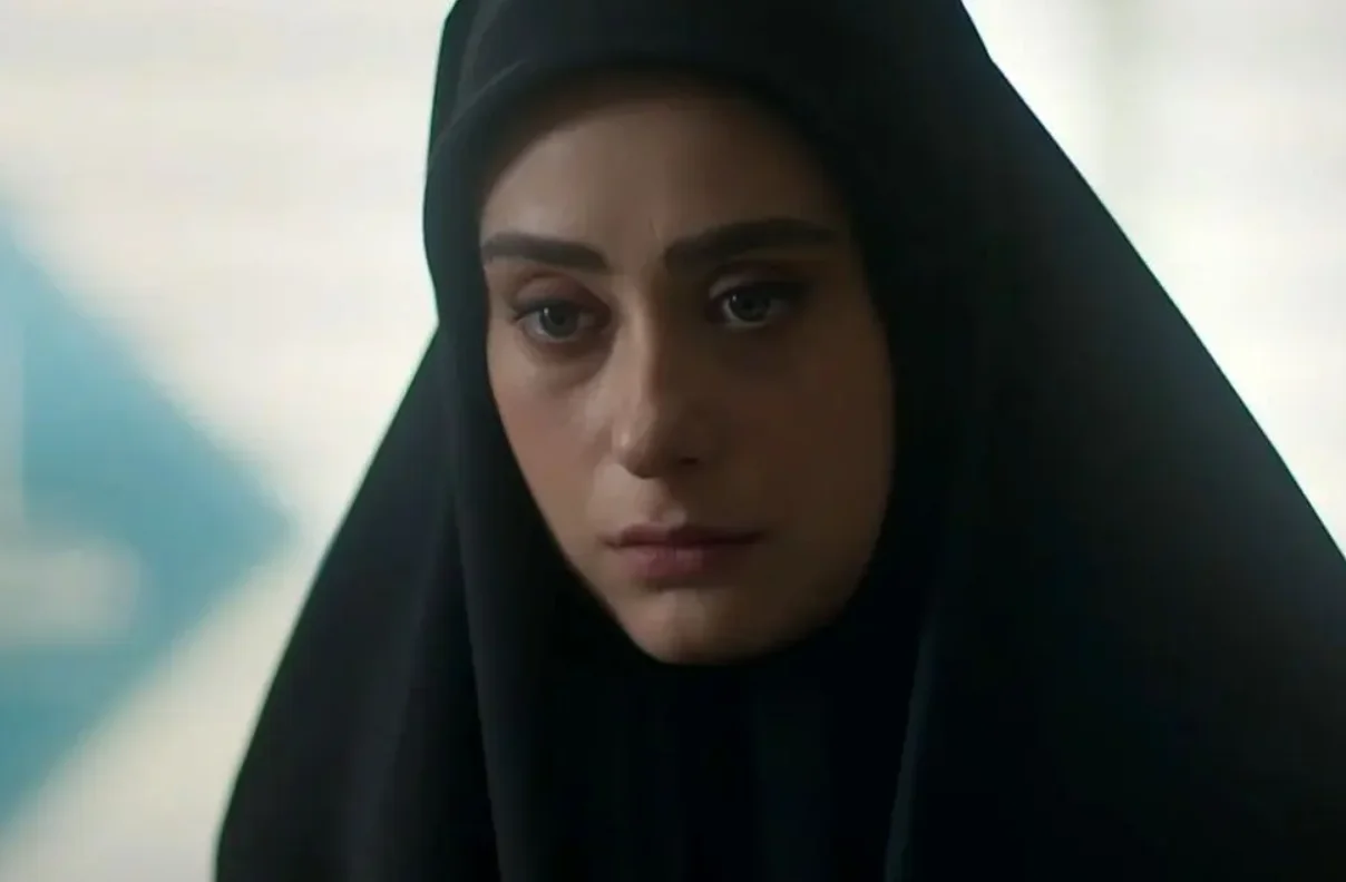 آلبوم تولد عطیه سریال ساهره در 33 سالگی‌اش - وب‌گردی