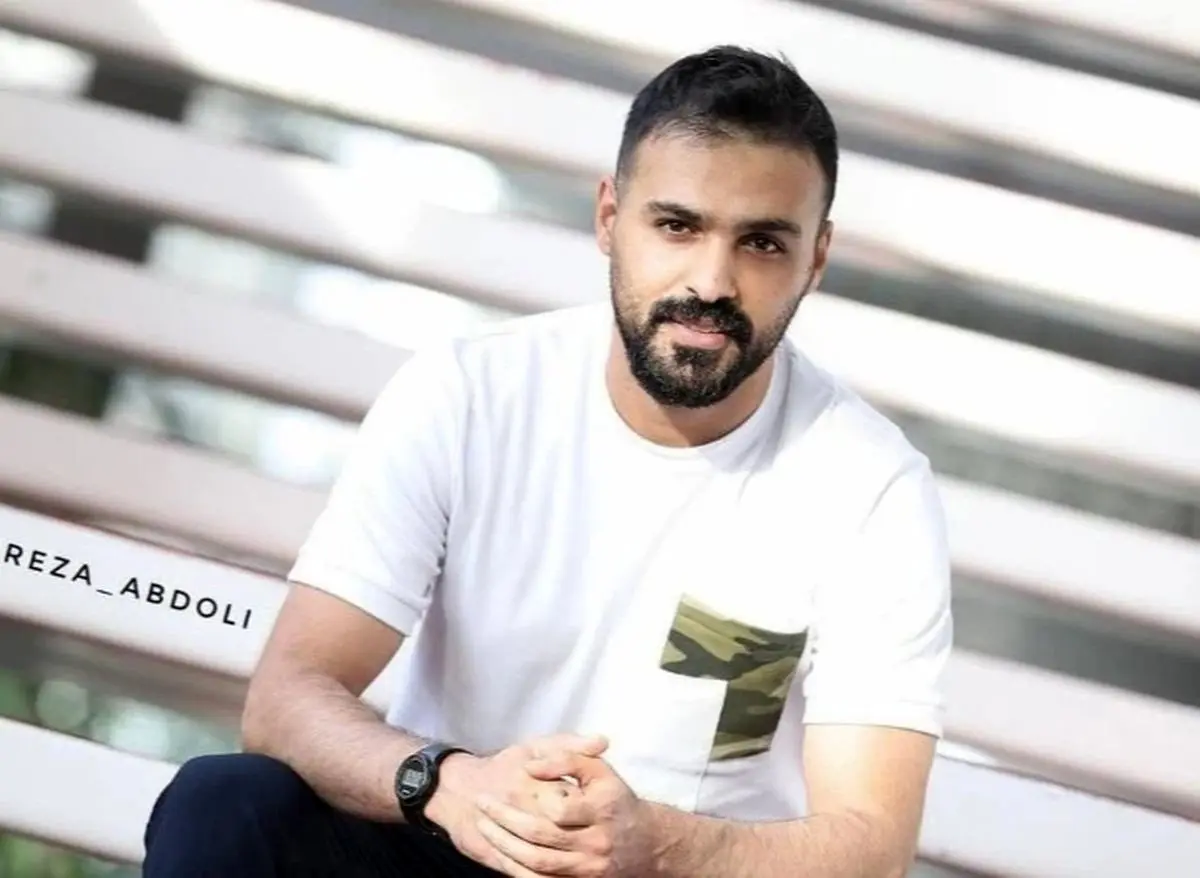 بیوگرافی و حواشی سامان صفاری بازیگر سریال ناریا و همسرش ‌های خصوصی - وب‌گردی