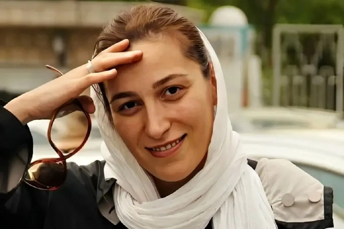 بیوگرافی فلامک جنیدی و همسر و دوقلوهایش - وب‌گردی