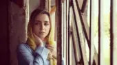 سفر در زمان؛ «نازنین بیاتی» در لباس مدرسه و در 7 سالگی