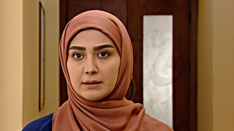 استایل خیابانی خانم بازیگر فاصله‌ها جلب‌توجه کرد