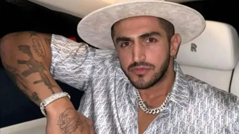 بیوگرافی و حواشی آیسان اسلامی بلاگر معروف+ عکس