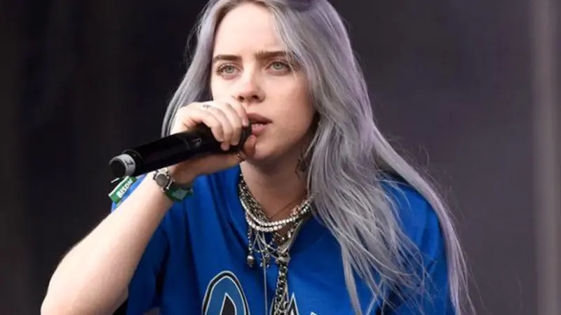 تیپ و استایل خاص بیلی آیلیش در 14 سالگی