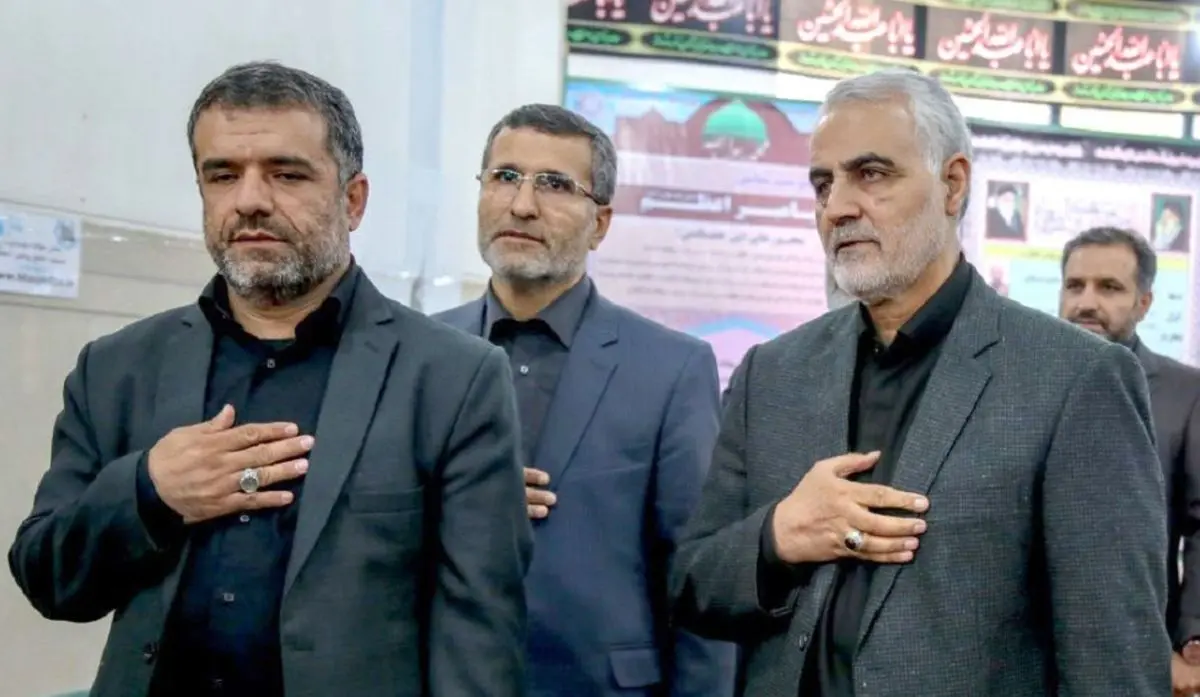 سفر در زمان؛ «سردار سلیمانی» در کنار محافظان اش»؛ دهه 90 - سیاست