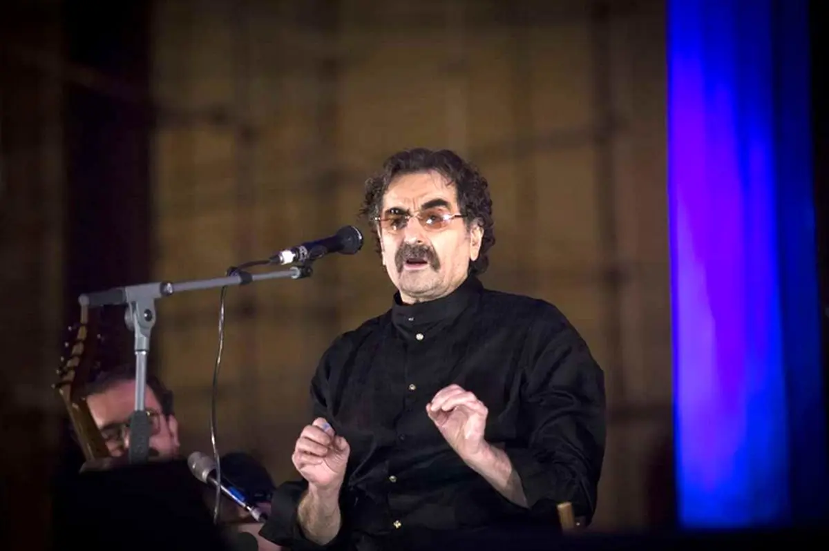 چیدمان ایرانی پسند و اصیل خانه استاد شهرام ناظری - وب‌گردی