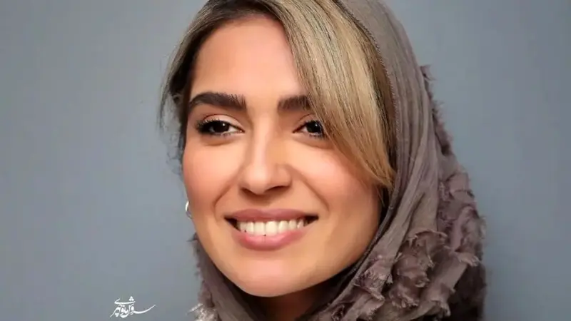 مادرشوهر و پدرشوهر مونا کرمی