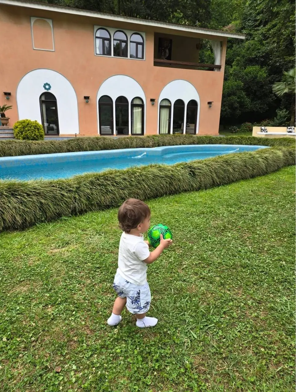 مینا مختاری