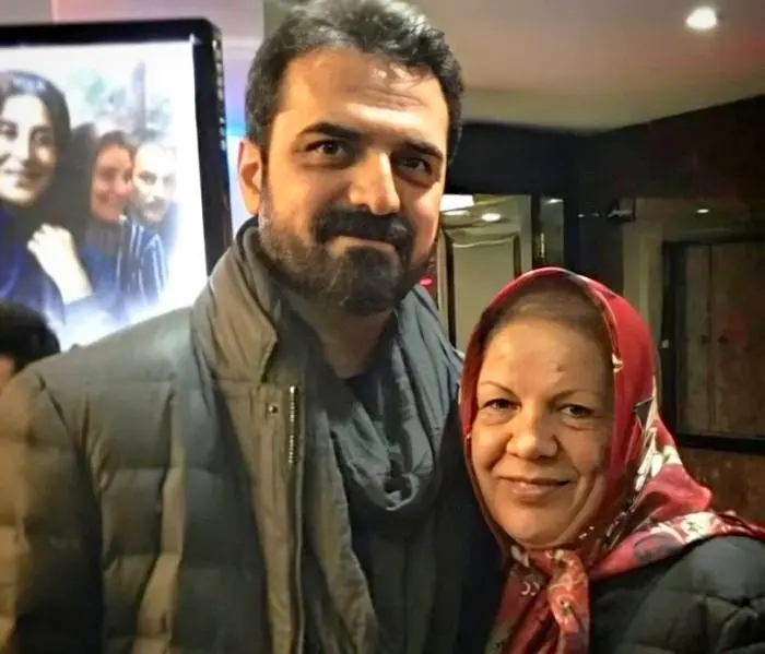 علیرضا آرا و مادرش