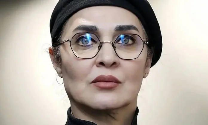 سفر در زمان؛ رویا نونهالی راموس سریال روشنایی شب در زندان زنان