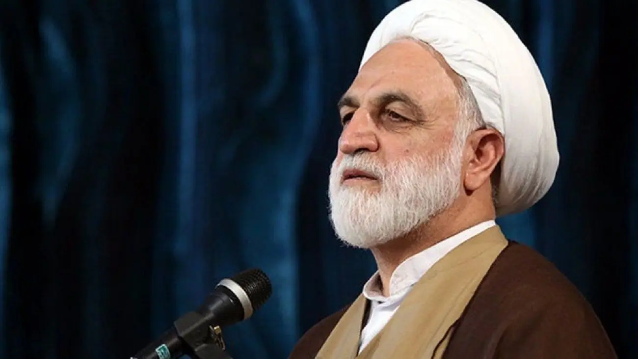بیوگرافی حجت الاسلام و المسلمین غلامحسین محسنی اژه‌ای - سیاست