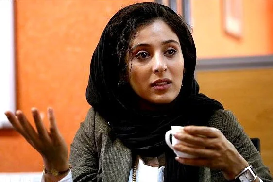 بیوگرافی آناهیتا افشار، بازیگر برتا داستان یک اسلحه