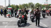 ژست متفاوت فرمانده ارشد سپاه در خیابان/ سردار حسن زاده موتورسوار شد