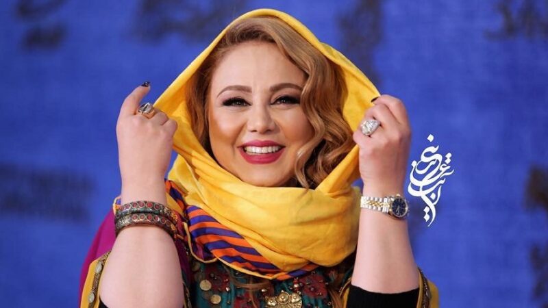 بهنوش بختیاری در کنار خانواده جمشید هاشم‌پور
