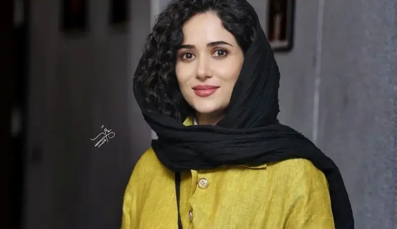 بیوگرافی پریناز ایزدیار، ارغوان سریال زمانه