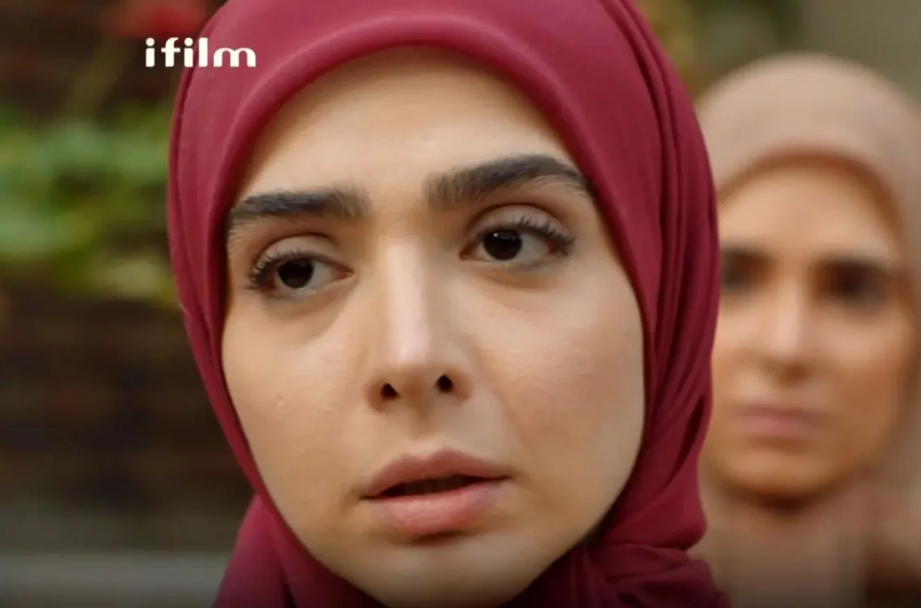 بیوگرافی المیرا دهقانی، یاسمن سریال «لحظه گرگ و میش» رونمایی از همسر بدنسازش - وب‌گردی