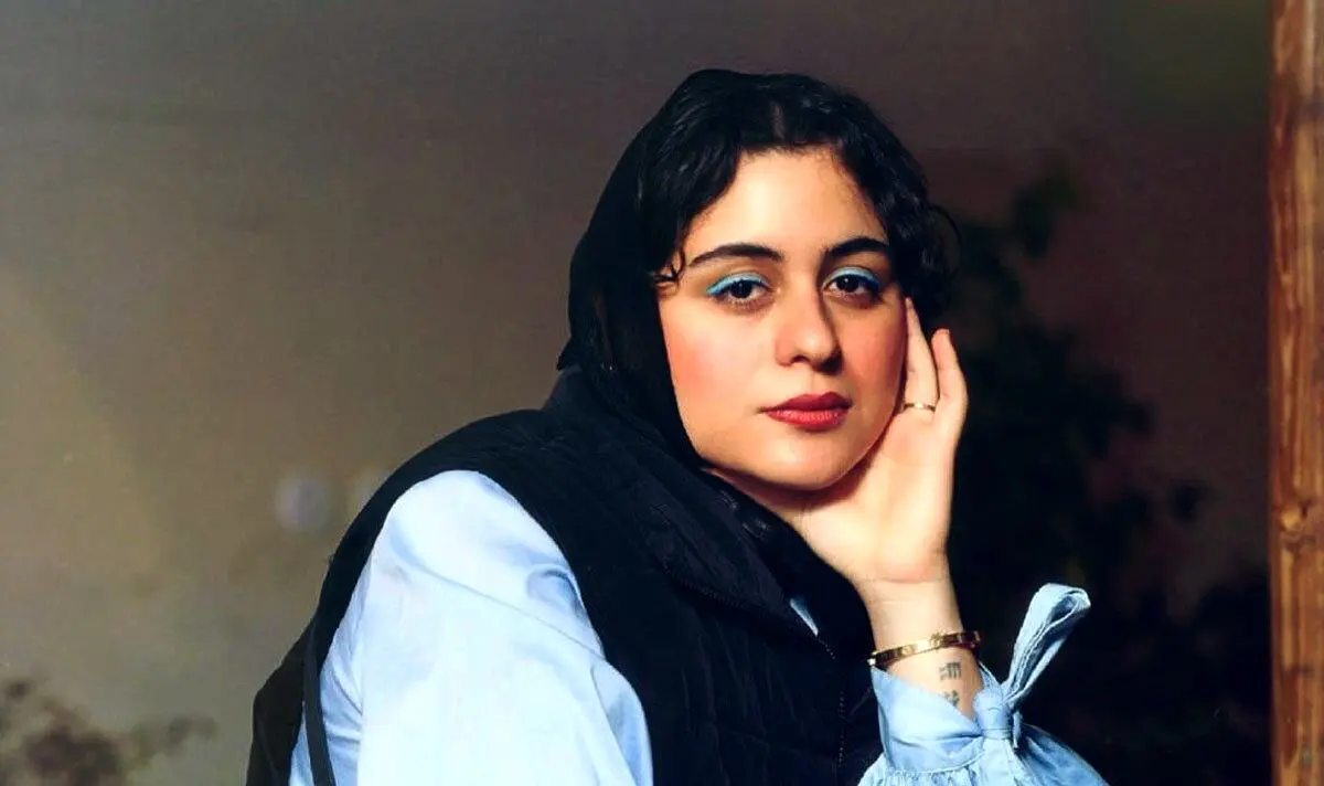 آلبوم تولد 29سالگی فاطیما بهارمست - وب‌گردی
