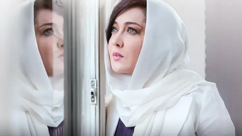 سفر در زمان؛ نیکی کریمی در عروس مردگان
