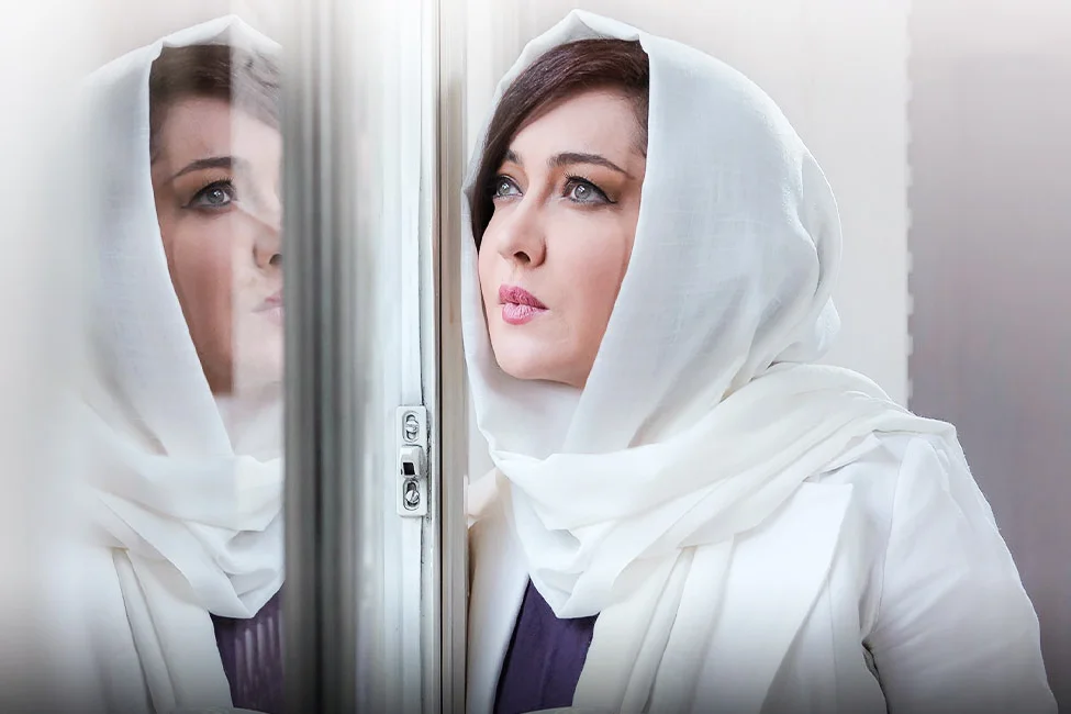 سفر در زمان؛ نیکی کریمی در عروس مردگان - وب‌گردی