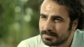 سفر در زمان؛ «محمدرضا» سریال بیگانگان با گریم متفاوت در یک تئاتر؛ سال 97