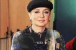 شباهت عجیب و غریب نوه ۲۸ ساله گوگوش به خودش - وب‌گردی