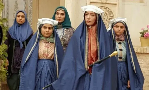 بیوگرفی مونس سریال بانوی عمارت - وب‌گردی