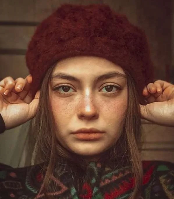 ستایش دهقان ویکی پدیا