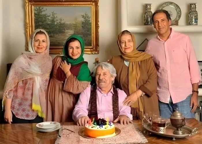 عکس خانوادگی احترام برومند