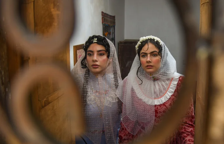 بازیگران سریال بامداد خمار کنار همسر و خانواده شان