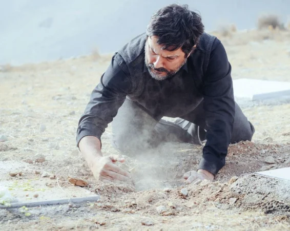 فیلم اردوبهشت