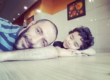 بازیگران مرد سه هزار چهره در کنار همسر و فرزندانشان + آلبوم خانوادگی